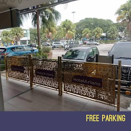 Golden Leaf Boutique Hotel Nusa Idaman Formerly Known As Ariana Hotel ジョホールバル エクステリア 写真