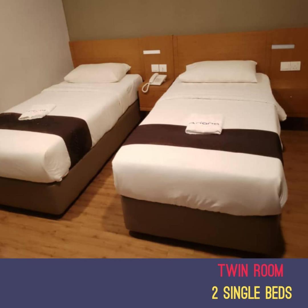 Golden Leaf Boutique Hotel Nusa Idaman Formerly Known As Ariana Hotel ジョホールバル エクステリア 写真