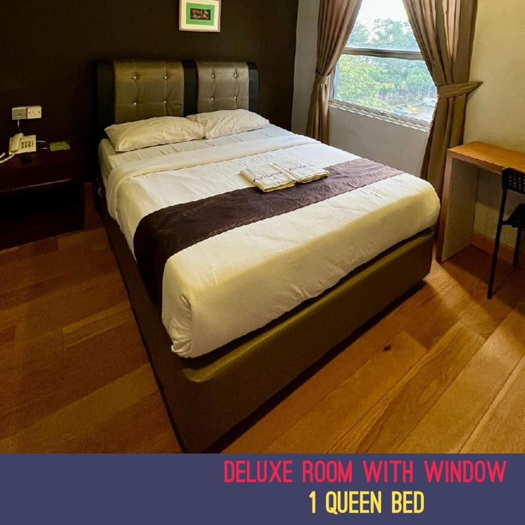 Golden Leaf Boutique Hotel Nusa Idaman Formerly Known As Ariana Hotel ジョホールバル エクステリア 写真