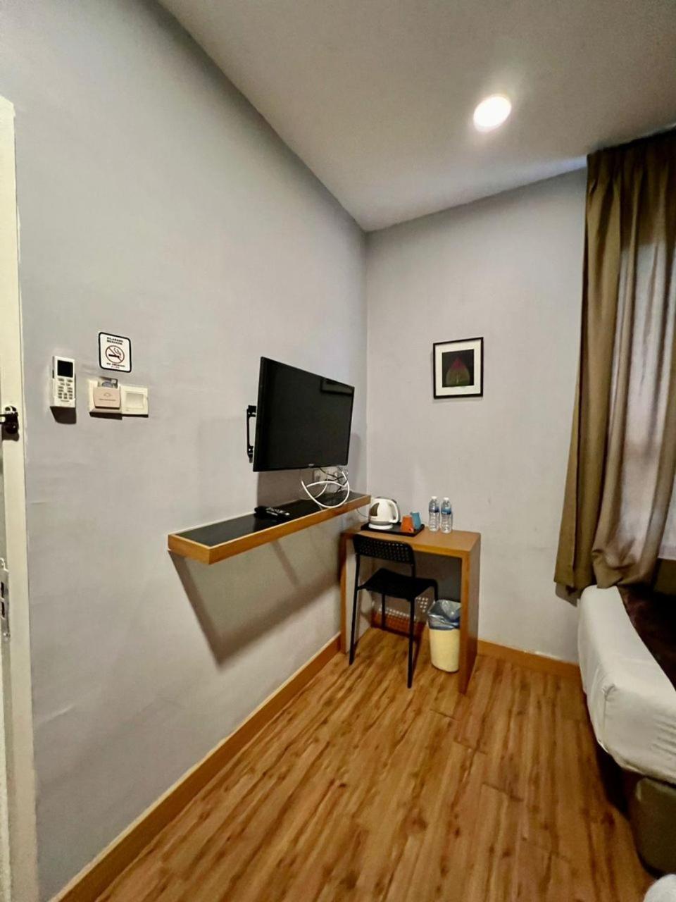 Golden Leaf Boutique Hotel Nusa Idaman Formerly Known As Ariana Hotel ジョホールバル エクステリア 写真