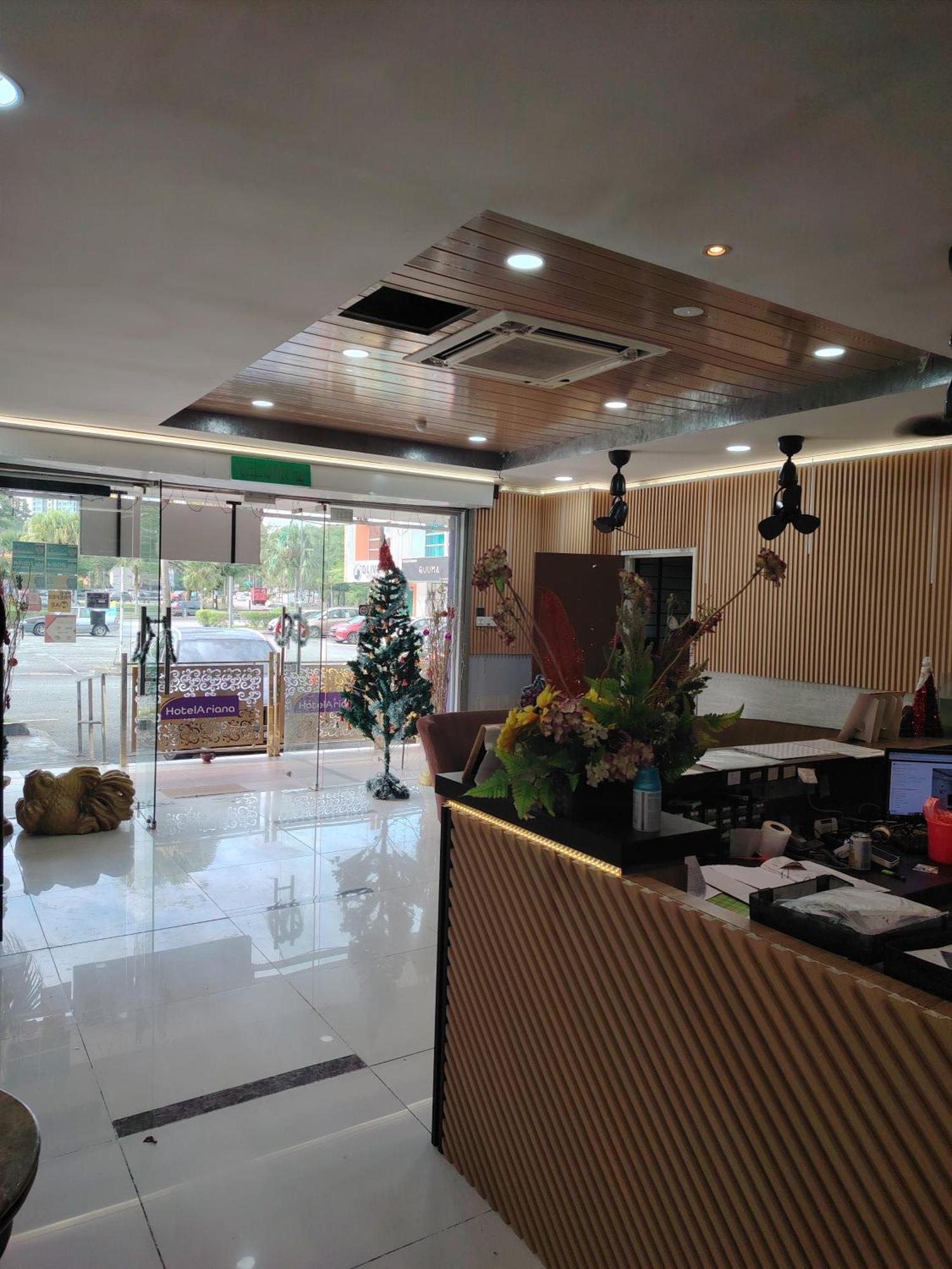 Golden Leaf Boutique Hotel Nusa Idaman Formerly Known As Ariana Hotel ジョホールバル エクステリア 写真
